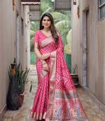 Dola Silk Bandhej Paithani Saree