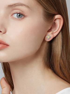 Cauer 925 sterling silver gold plated round cz studded stud earrings 3