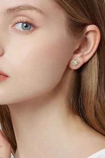 Cauer 925 sterling silver gold plated round cz studded stud earrings