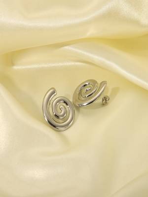 Rhodium plated waterproof spiral stud earrings 3