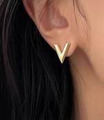 18k gold plated, waterproof v-shape earrings studs
