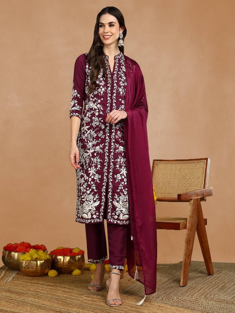 women purple silk blend solid embroidered straight kurta trouser with dupatta