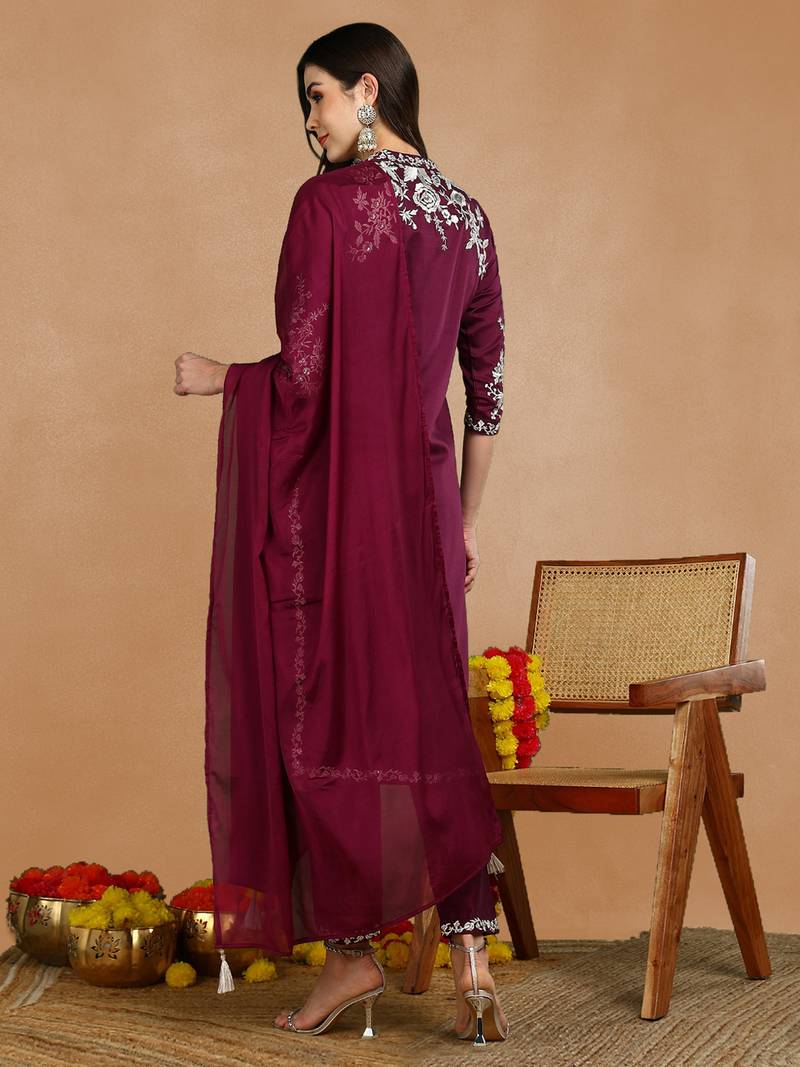 women purple silk blend solid embroidered straight kurta trouser with dupatta