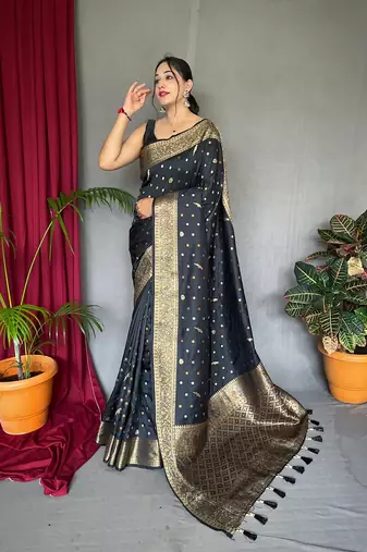Soft silk Saree Golden Zari Weaved Border And Rich Pallu Saree,Blouse-Not As Per Image