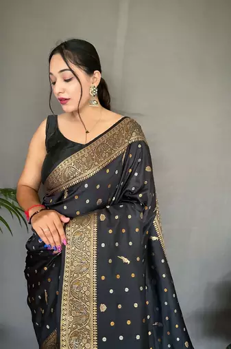 Soft silk Saree Golden Zari Weaved Border And Rich Pallu Saree,Blouse-Not As Per Image