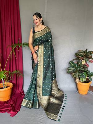 Banarasi silk blendJari Wewing Work Saree, Blouse-Not As Per Image 2