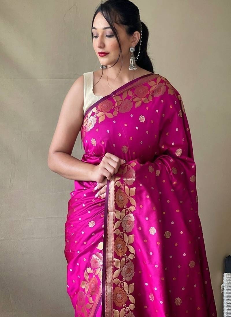 Banarasi silk blendJari Wewing Work Saree,Blouse-Not As Per Image