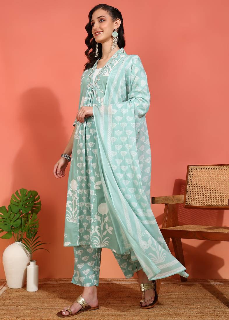 Yash gallery women's cotton floral print with neck anarkali kurta and dupatta (green )