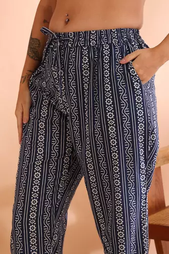  women's cotton cambric straight kurta with printed pant & dupatta