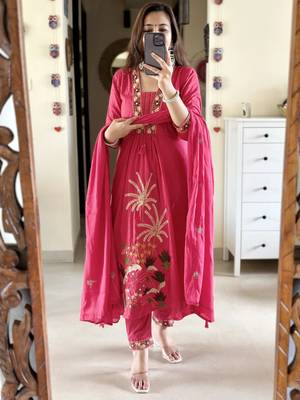 Rani Pink Embroidered V Neck Indian Nayra Cut Salwar Kameez Kurti Pant Dupatta Suit Set for Women 1