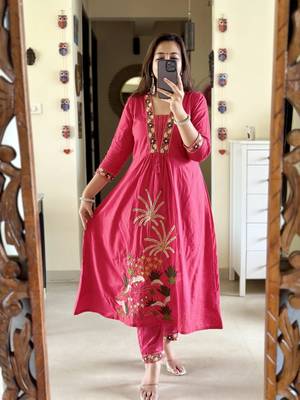 Rani Pink Embroidered V Neck Indian Nayra Cut Salwar Kameez Kurti Pant Dupatta Suit Set for Women 2