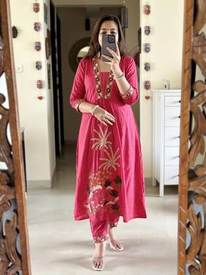 Rani Pink Embroidered V Neck Indian Nayra Cut Salwar Kameez Kurti Pant Dupatta Suit Set for Women 3