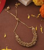 Elegant gold pearl bracelets