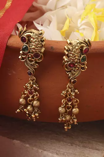 Gold-Plated Lakshmi Pendant Necklace Set