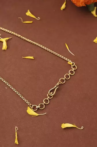 Gold-Plated Lakshmi Pendant Necklace Set