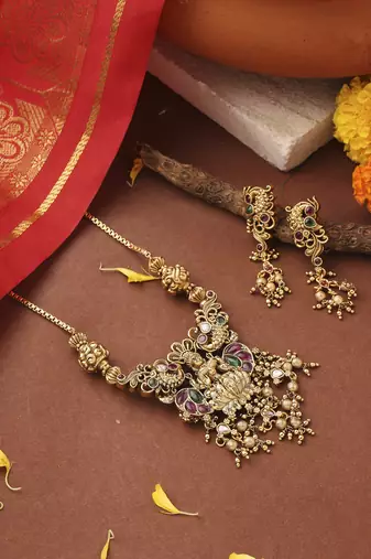Gold-Plated Lakshmi Pendant Necklace Set