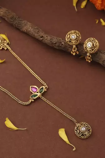 Gold-Plated Minimal Floral Pendant Necklace Set