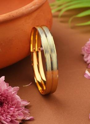 Plain Gold-Plated Bangles with Self-Line Design 3