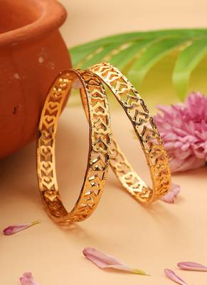 Set of 2 Gold-Plated Bangles with Self Heart Shape Design 1