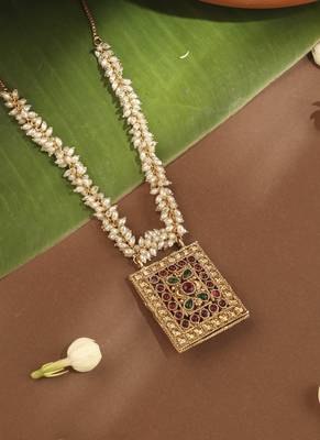 Reversible Pendant with Earrings and Pearl Chain Necklace 2