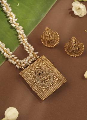 Reversible Pendant with Earrings and Pearl Chain Necklace 4