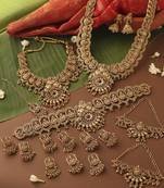 Gold-plated bridal necklace set in south indian style