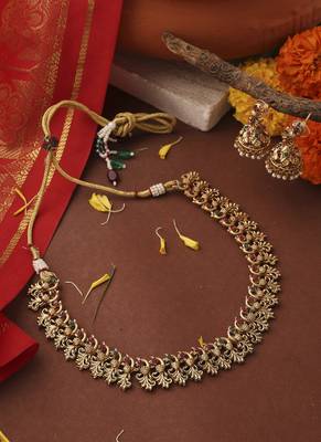 Gold-Plated Necklace Set with Peacock Motif Design 1