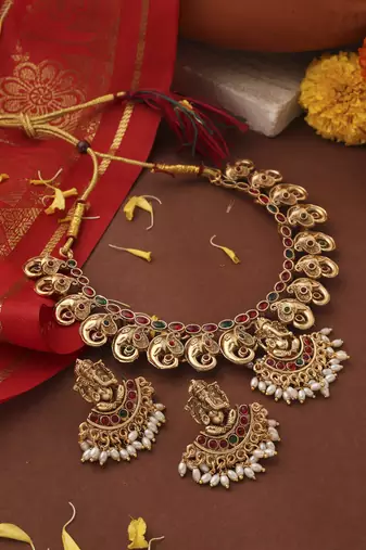 Gold-Plated Ganpati Motif Choker Necklace Set