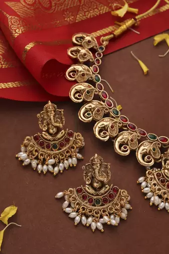 Gold-Plated Ganpati Motif Choker Necklace Set