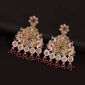 Rani color rajwadi matte gold earrings 1