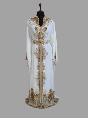 Off-White Moroccan Kaftan With Sun-proof hijab 1