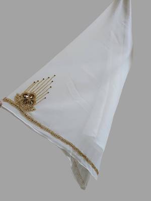Off-White Moroccan Kaftan With Sun-proof hijab 5
