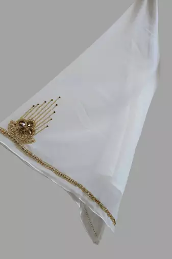 Off-White Moroccan Kaftan With Sun-proof hijab