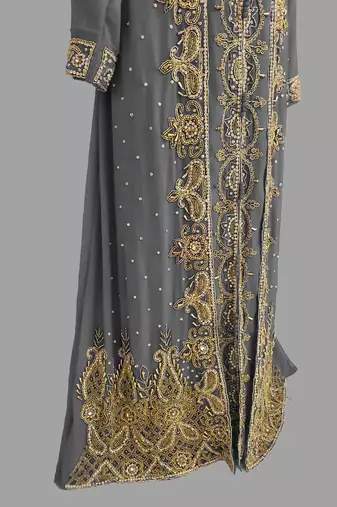 Grey embroidered georgette islamic kaftans With Sun-proof hijab