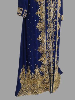 Navy-Blue embroidered georgette islamic kaftans With Sun-proof hijab 4