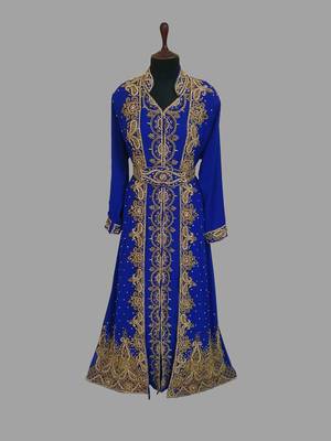 Royal-Blue embroidered georgette islamic kaftans With Sun-proof hijab 1