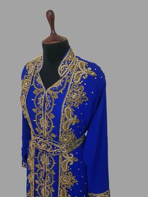 Royal-Blue embroidered georgette islamic kaftans With Sun-proof hijab 3