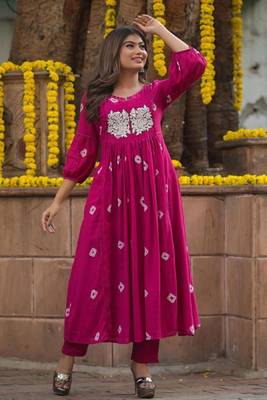 ISTOCAN PINK Embroidery Adda work RAYON KURTA PANT SET 4
