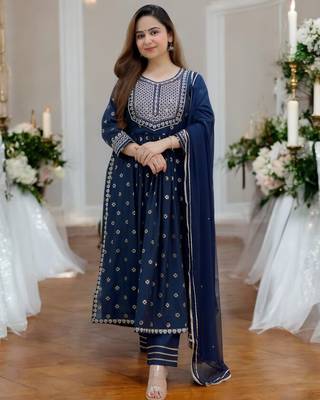 BANDHANI EMBROIDERY BLUE NAYRA CUT KURTA PANT DUPATTA SET 1