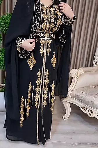Black color Handmade Moroccan Kaftan with Embroidered Zari work hijab