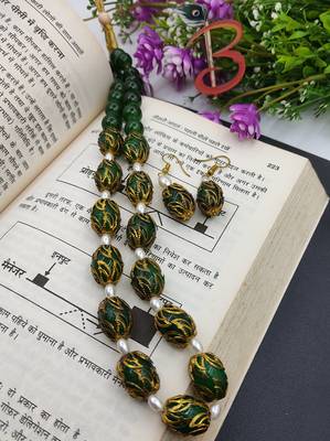 Green Ovel Glass Beads Necklace Set 2