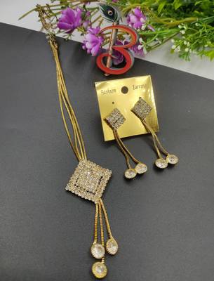 White Sauare Necklacer Set 1