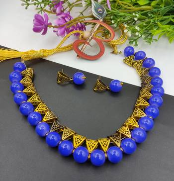 Blue Loop Necklacer Set 2