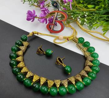 Green Loop Necklacer Set 2