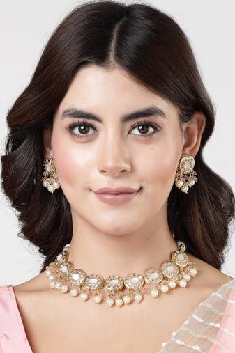 Women gold-plated kundan-studded  beaded necklace and earrings