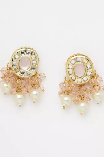 Women gold-plated kundan-studded  beaded necklace and earrings