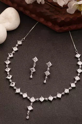 Women's silver-plated cubic zirconia stone studded jewellery set