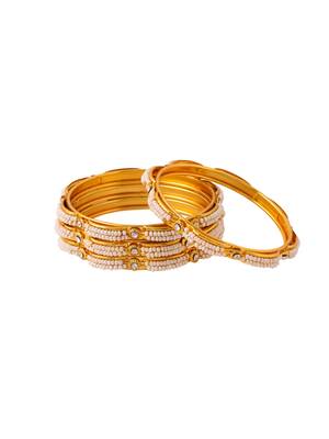 Women's set of 4 gold-plated traditional pearls beaded bangles 4
