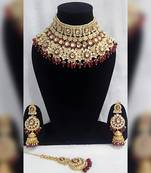 Royal kundan bridal choker necklace set with maang tikka and earrings