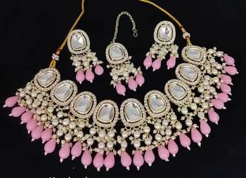 Kundan choker Necklace :: set with pink beads and pearls - traditional indian wedding jewelry 1